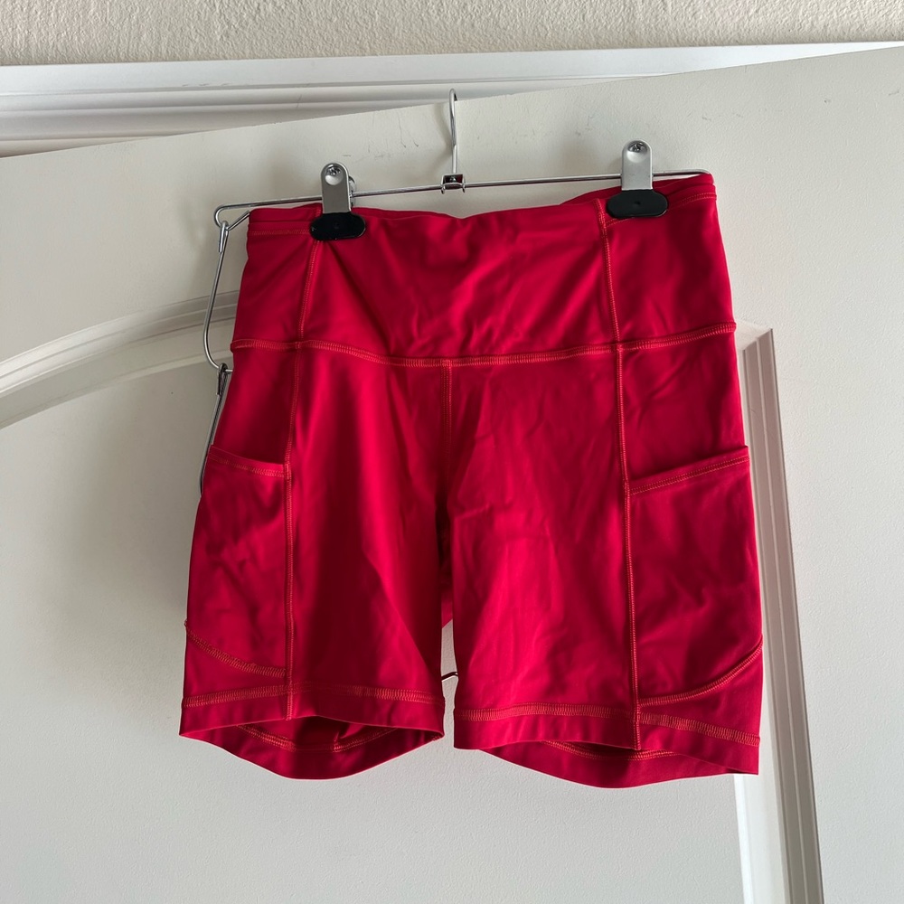 Lululemon Fast and Free Short 6"